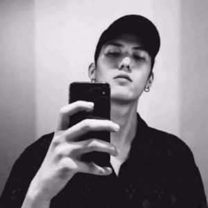 国产精品午夜无码AV体验区
