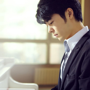 国产精品午夜无码AV体验区
